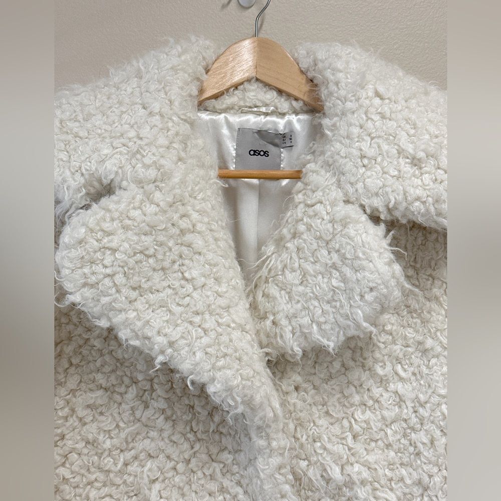 ASOS Faux Fur Coat with Snap Closure, Size 4 - Picture 3 of 8